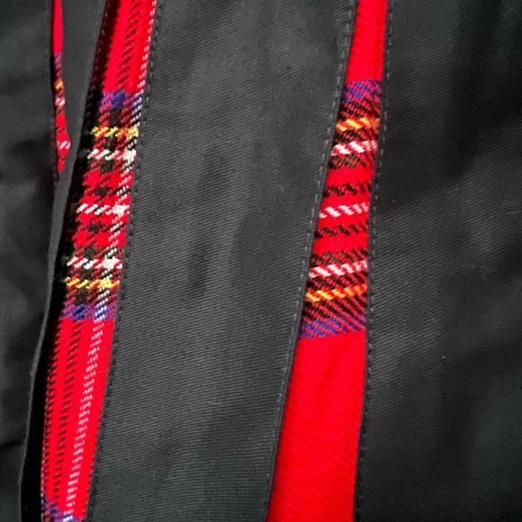 Black and Red Tartan Kilt - Picture 3 of 6